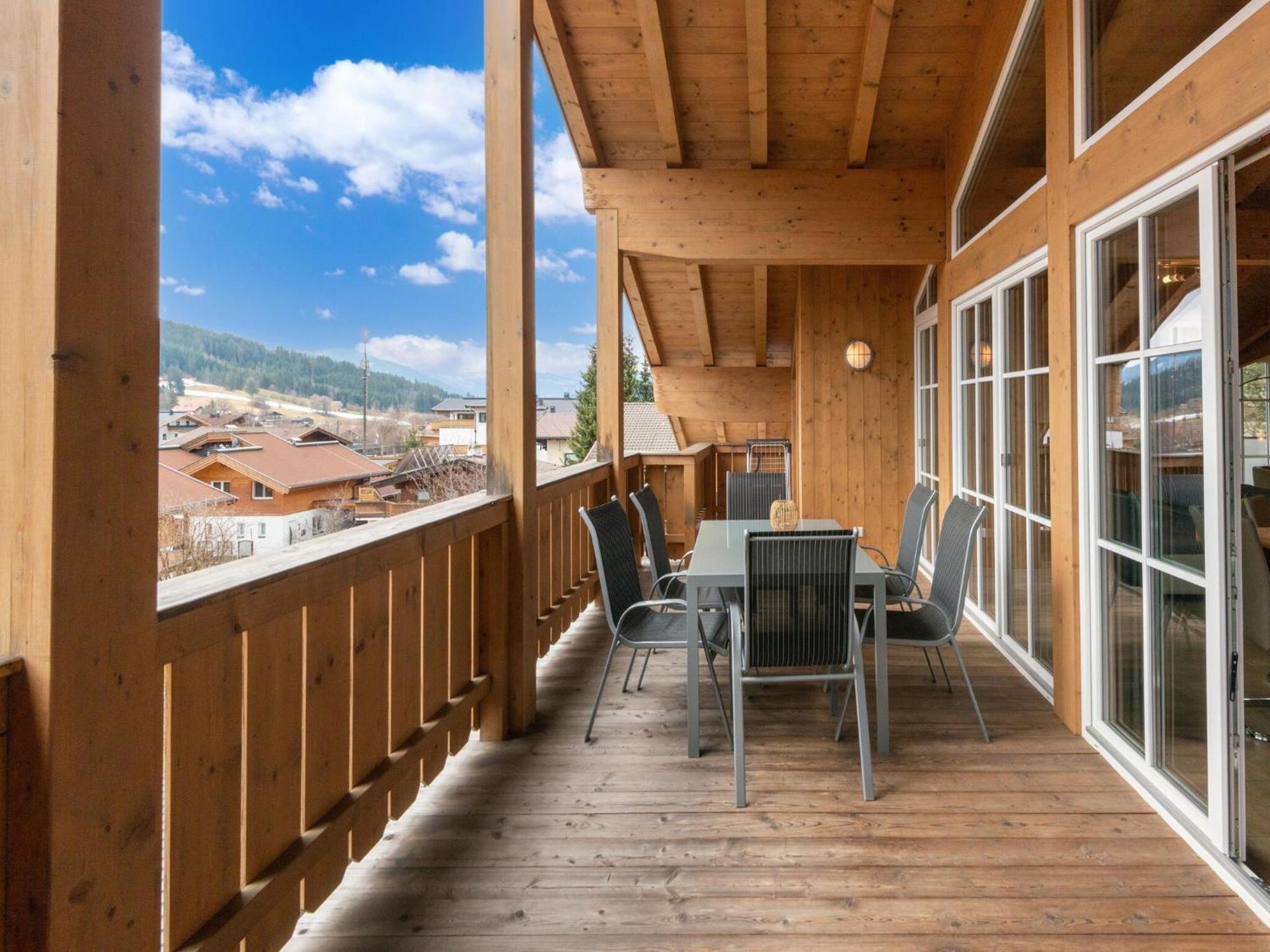 Apartmán Luxury Penthouse With Balcony Ski Storage Carport Lift Brixen im Thale Exteriér fotografie