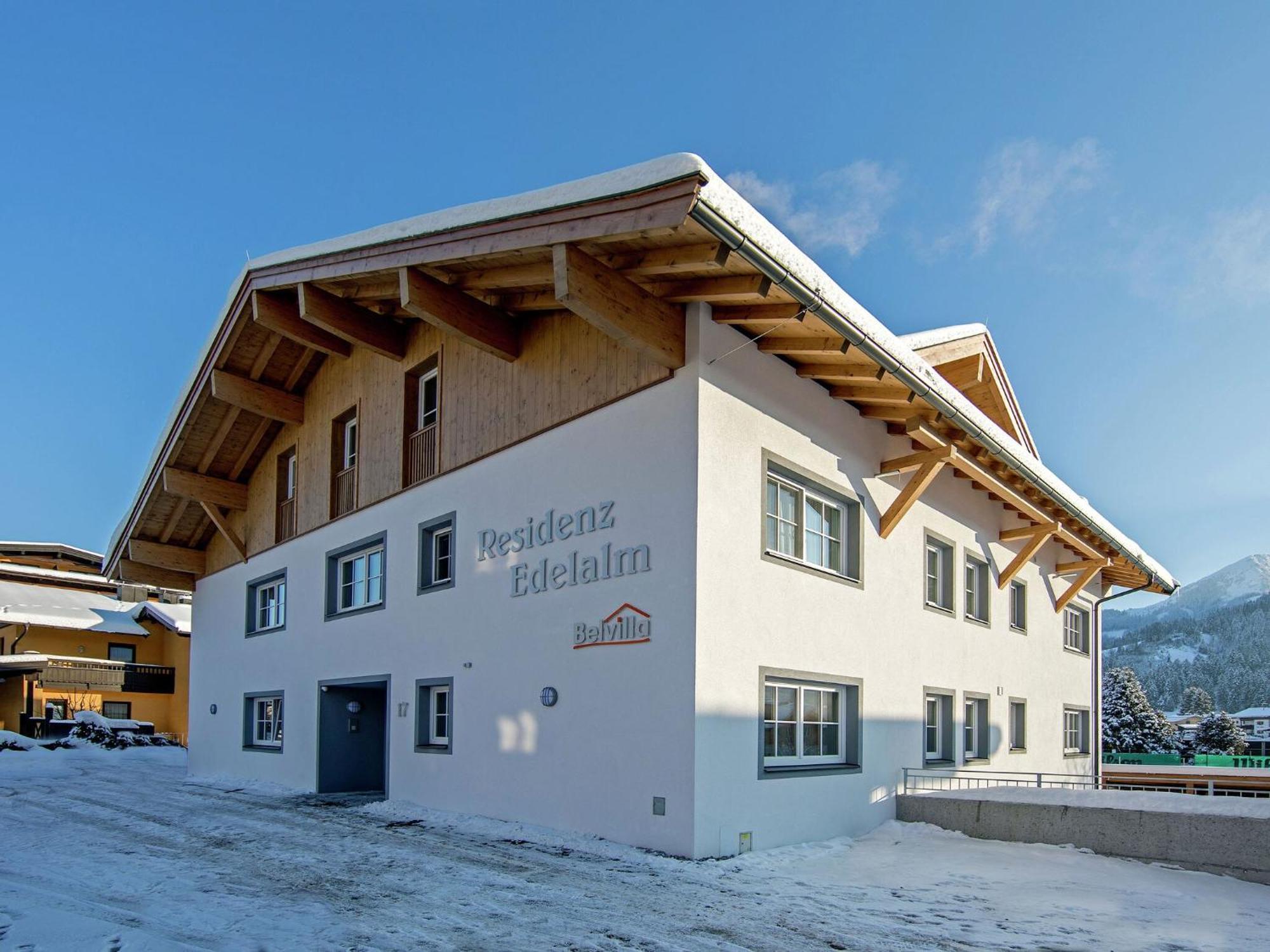 Apartmán Luxury Penthouse With Balcony Ski Storage Carport Lift Brixen im Thale Exteriér fotografie